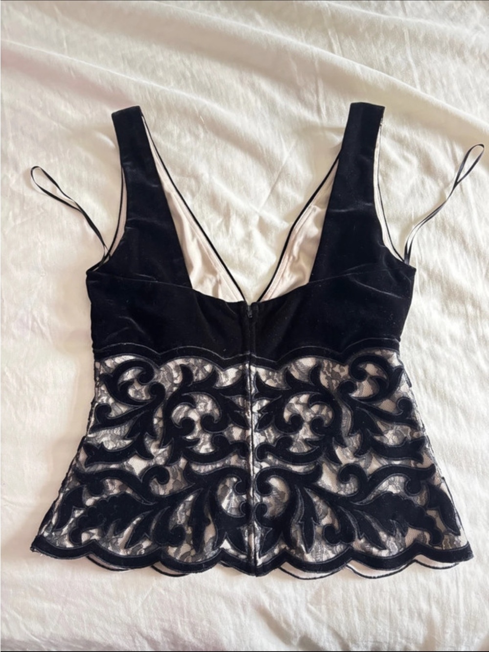 Cachè luxe size USA 6 romantic goth vibes - Picture 5 of 8